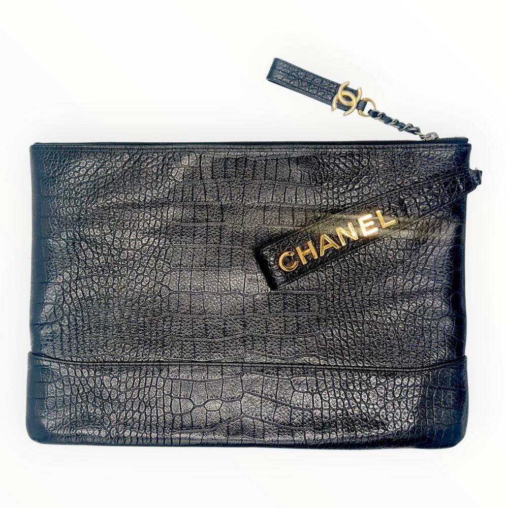 Gabrielle O Case Clutch Crocodile Embossed Calfskin Medium In Black